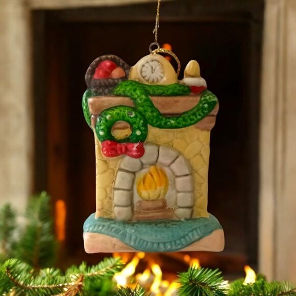 Fireplace Christmas Ornament Ceramic Bisque Porcelain Painted Vtg 80s Holiday. - Picture 11 of 13